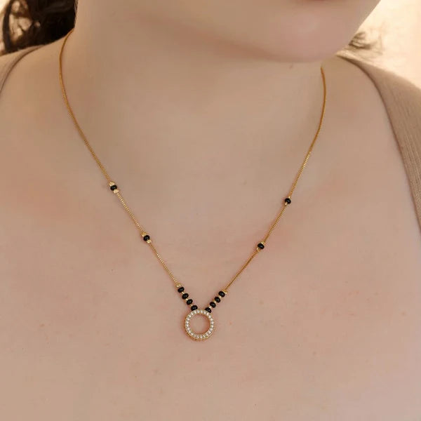 Suvyara Avira Halo Mangalsutra